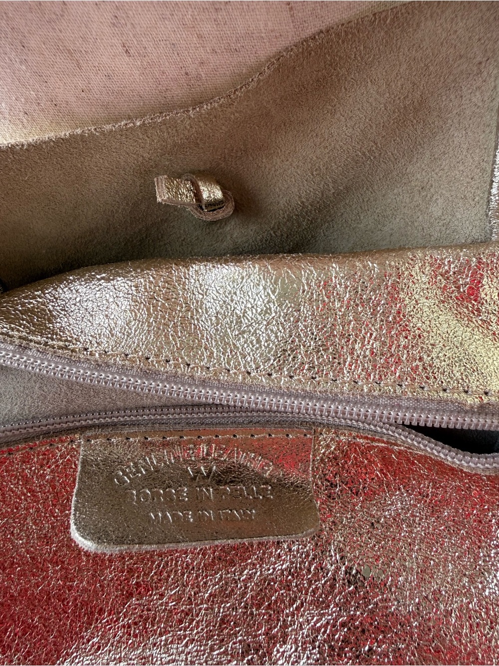 Women's Metallic Gold Italian Leather Tote Bag - Picture 5 of 10